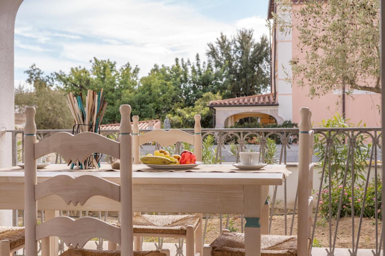 Aparthotel Le Residenze Del Golfo Di Orosei Extérieur photo