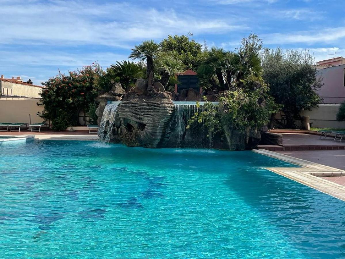 Aparthotel Le Residenze Del Golfo Di Orosei Extérieur photo