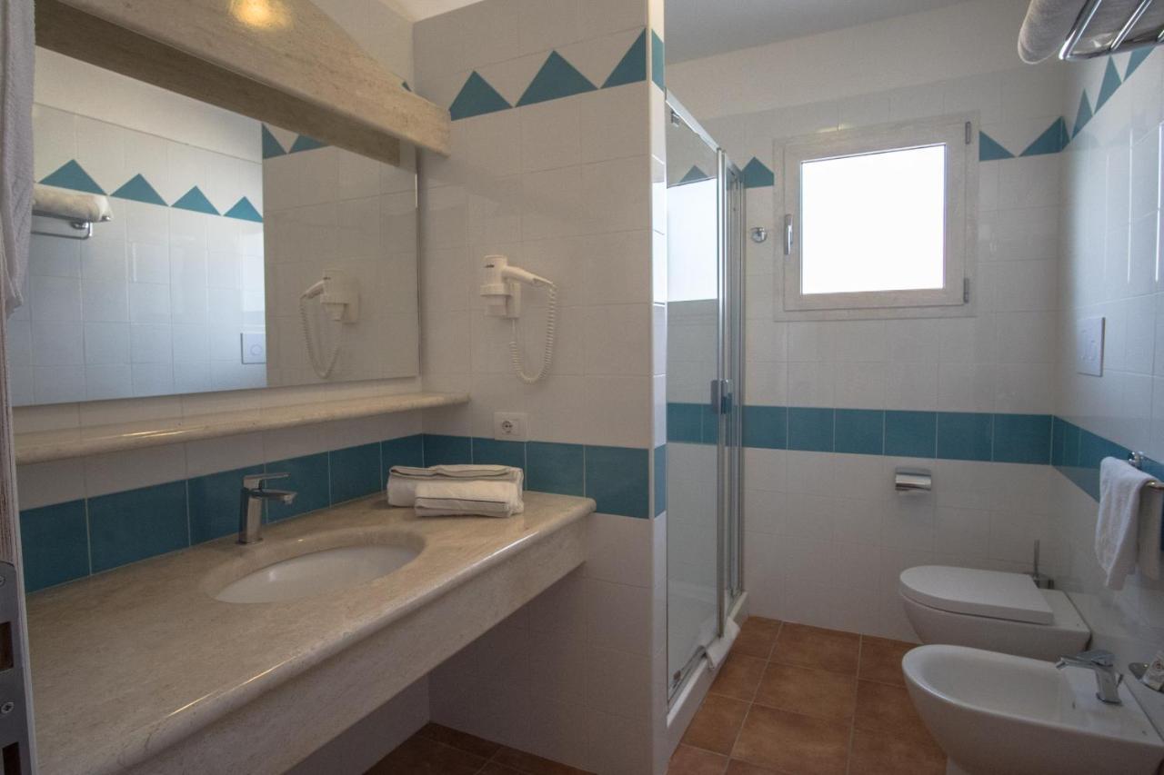 Aparthotel Le Residenze Del Golfo Di Orosei Extérieur photo