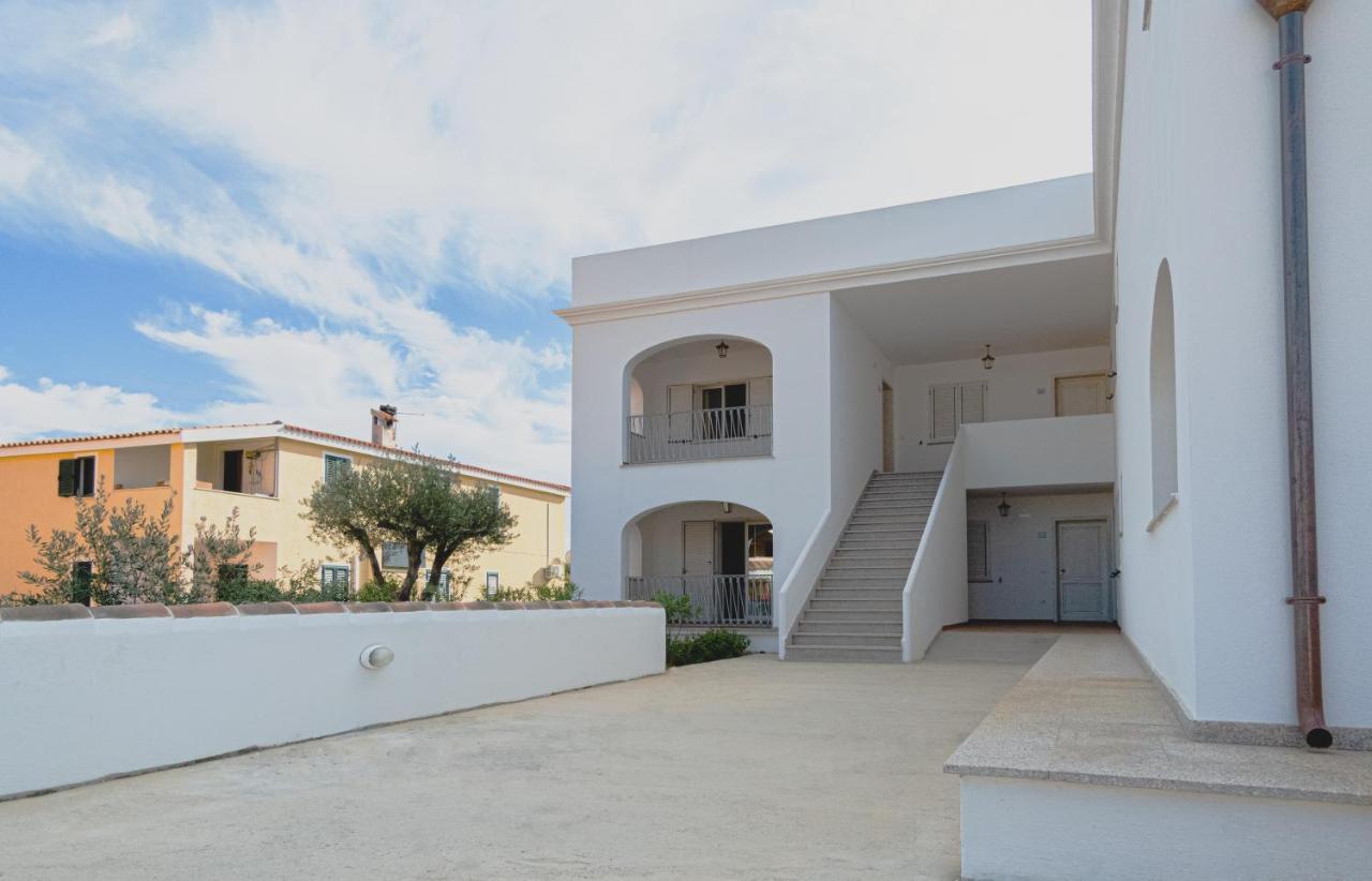 Aparthotel Le Residenze Del Golfo Di Orosei Extérieur photo