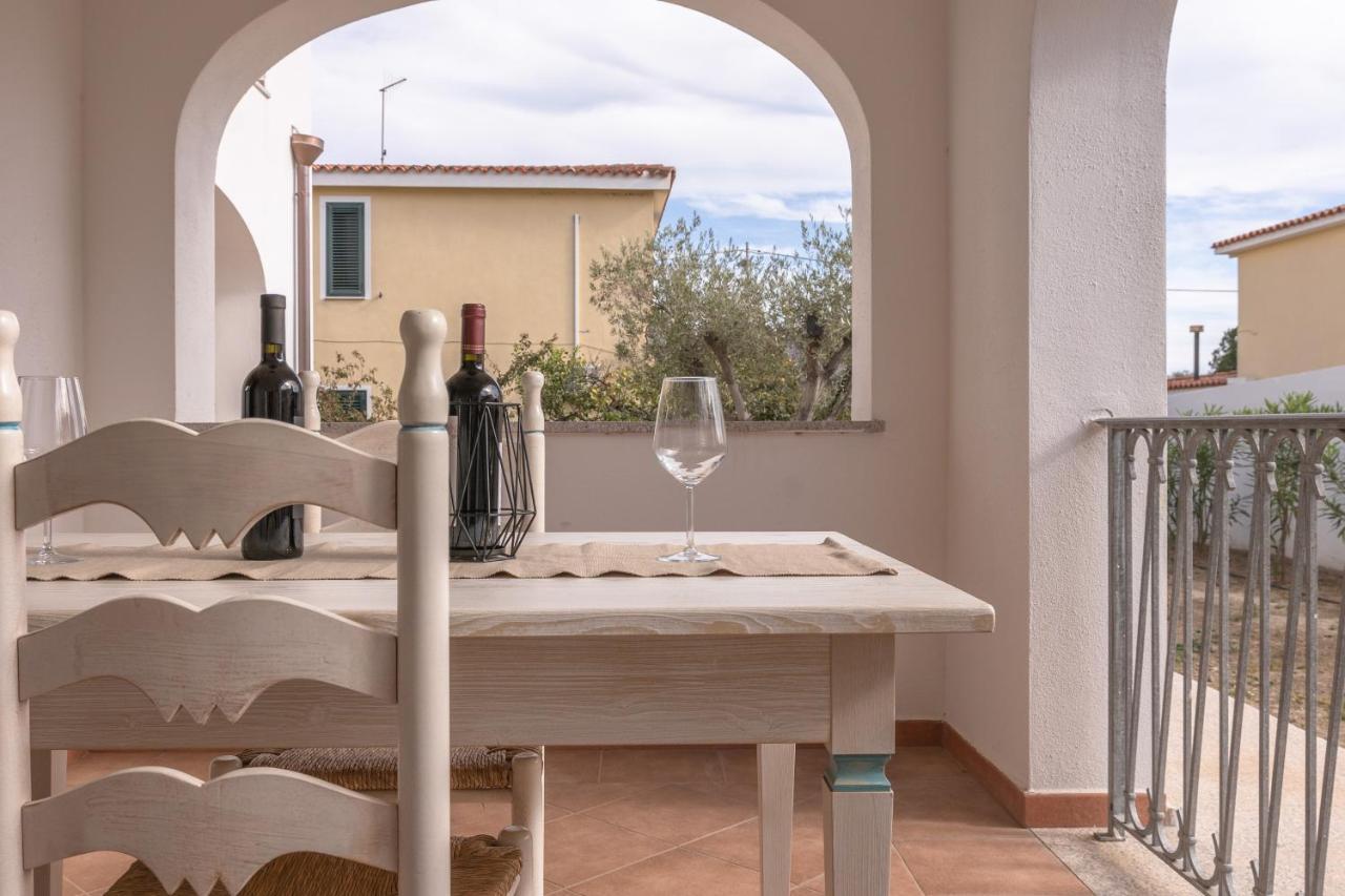 Aparthotel Le Residenze Del Golfo Di Orosei Extérieur photo