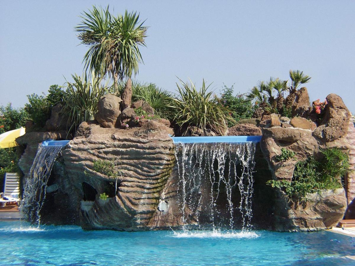 Aparthotel Le Residenze Del Golfo Di Orosei Extérieur photo